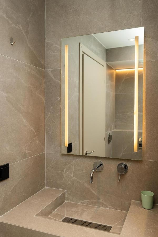 Elegance Apartment 2 Bedroom Suites Thessaloníki Eksteriør bilde